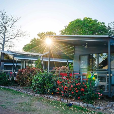 Kimberleyland Waterfront Holiday Park カナナラ エクステリア 写真