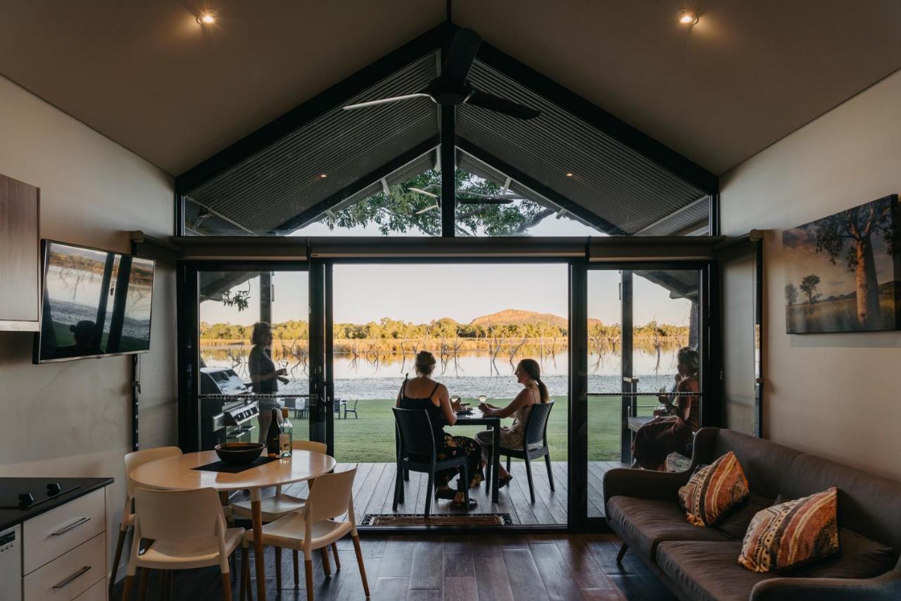 Kimberleyland Waterfront Holiday Park カナナラ エクステリア 写真