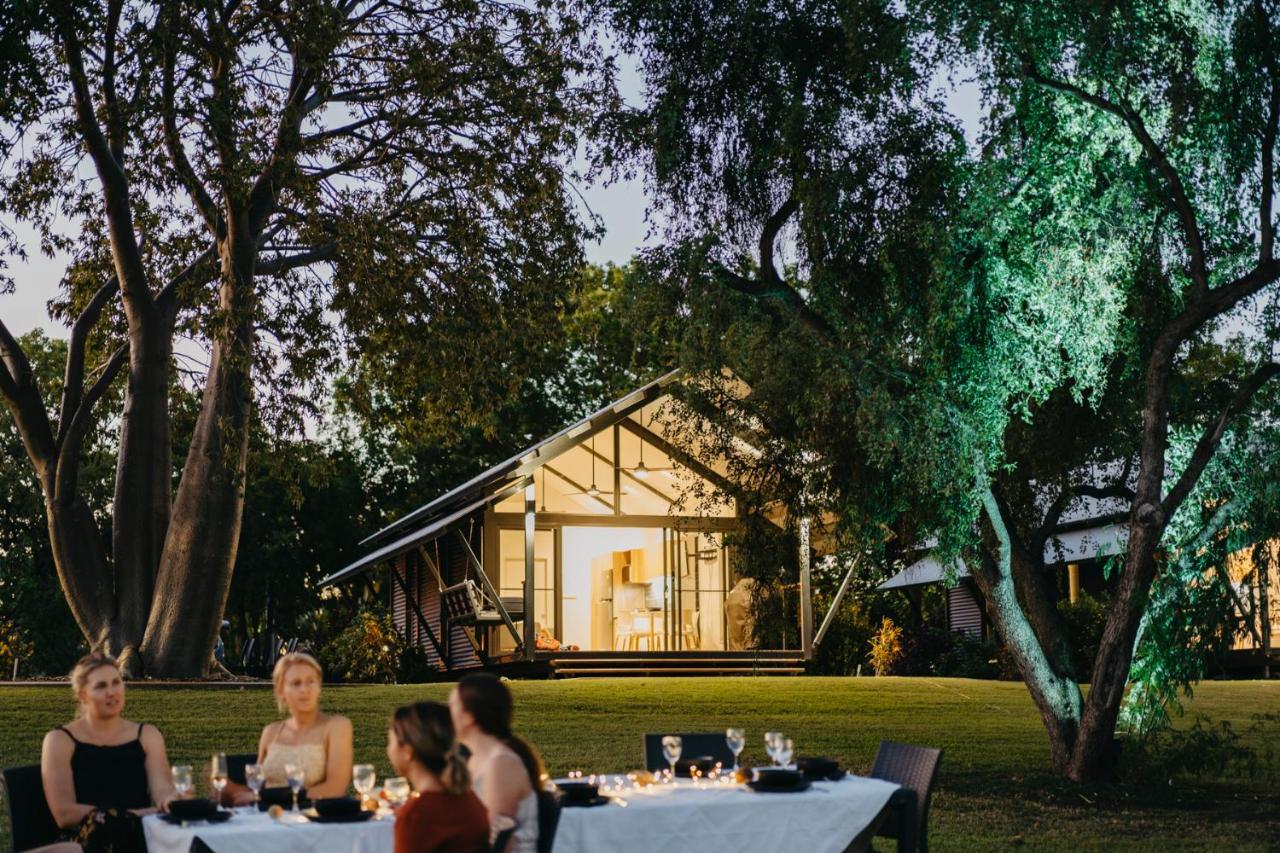 Kimberleyland Waterfront Holiday Park カナナラ エクステリア 写真