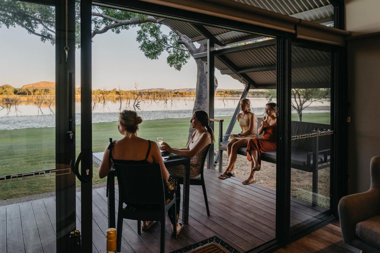 Kimberleyland Waterfront Holiday Park カナナラ エクステリア 写真