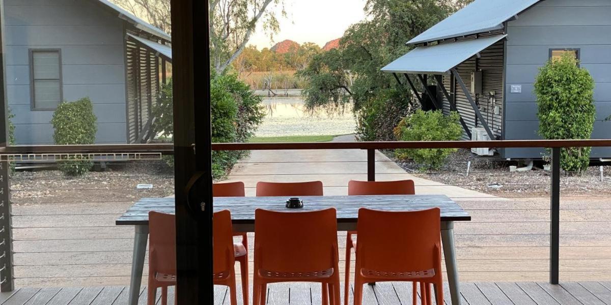 Kimberleyland Waterfront Holiday Park カナナラ エクステリア 写真