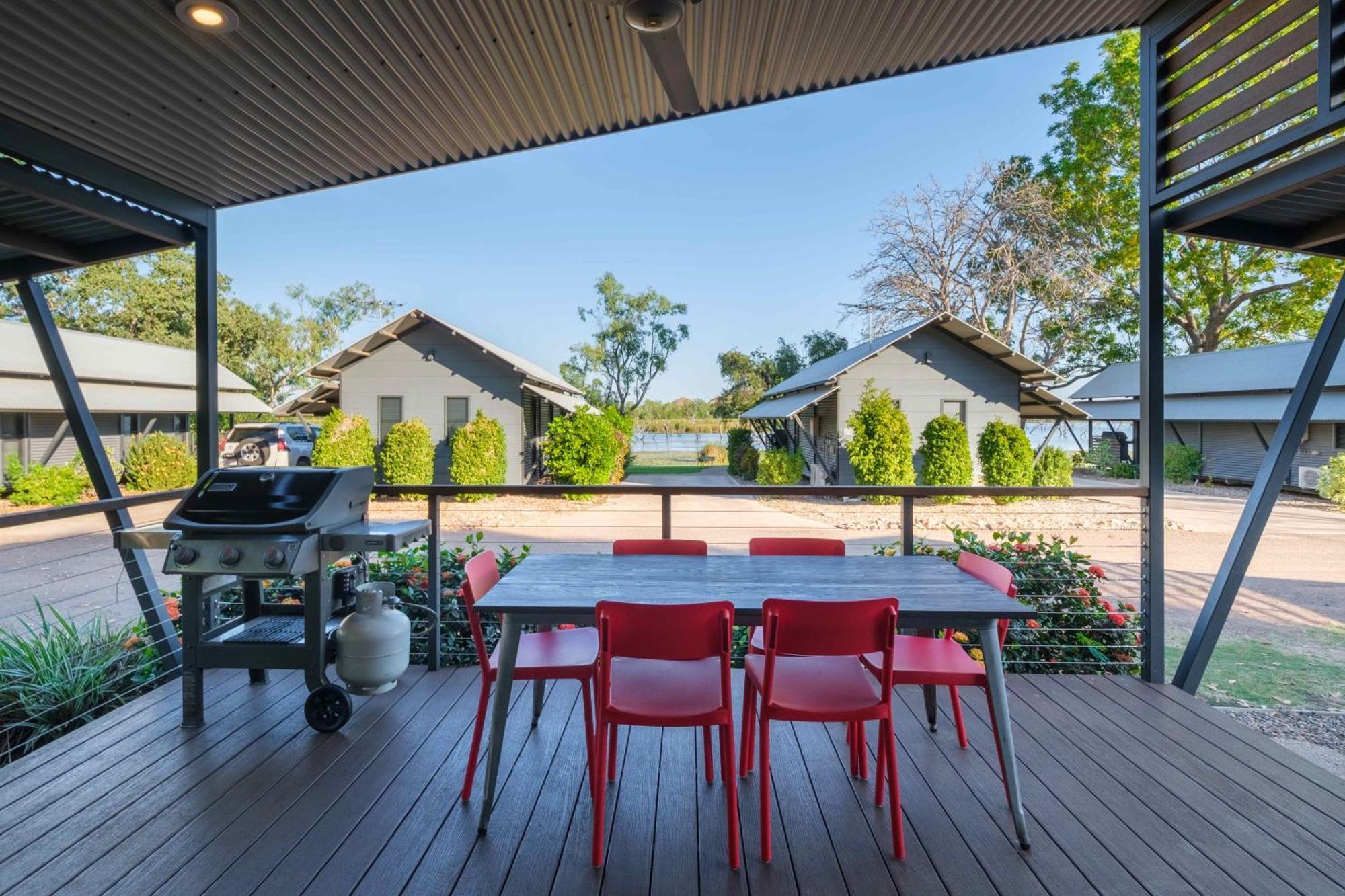 Kimberleyland Waterfront Holiday Park カナナラ エクステリア 写真